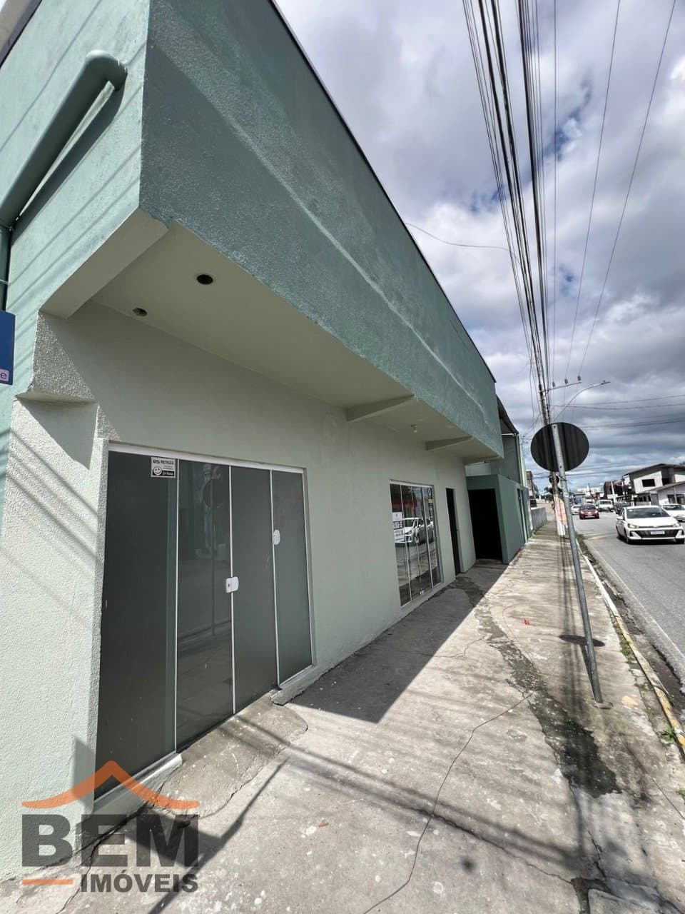 Sala Comercial para Locação com 100m² no bairro São Vicente, em Itajaí
