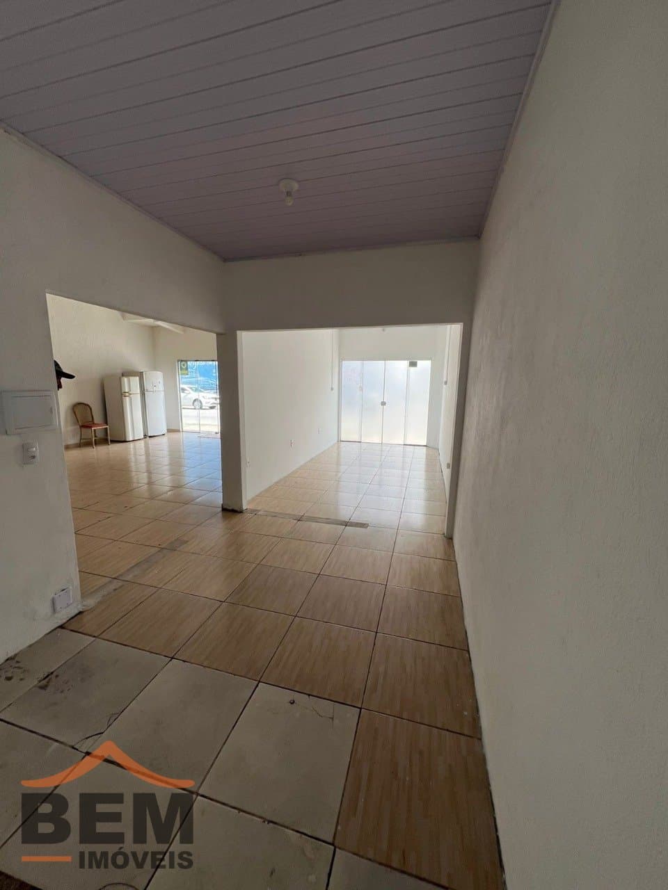 Sala Comercial para Locação com 100m² no bairro São Vicente, em Itajaí
