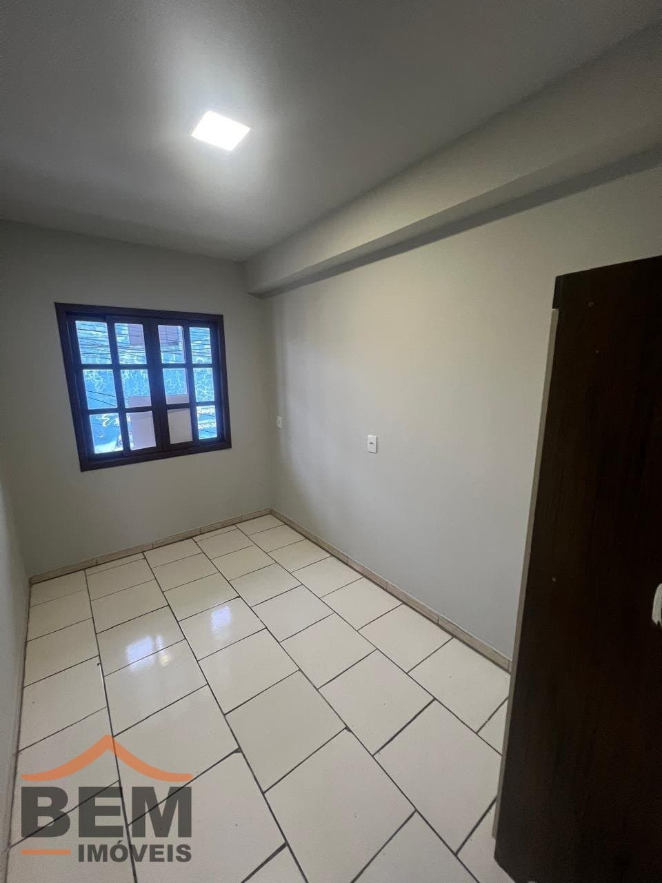 Apartamento para Locação com 2 quartos e 45m² no bairro São Vicente, em Itajaí