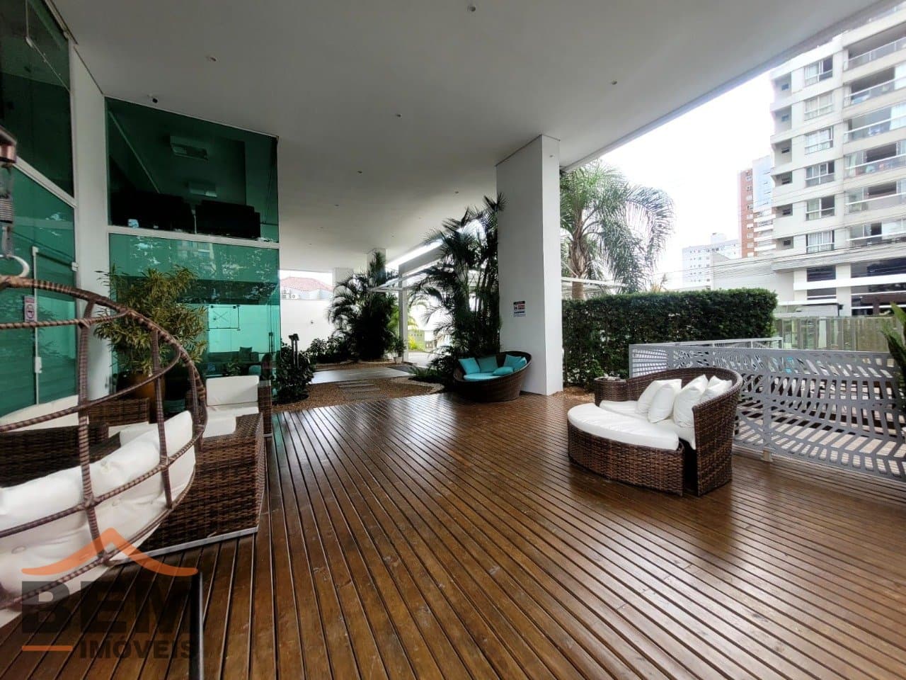 Apartamento para Locação com 2 quartos e 72m² no bairro Vila Operária, em Itajaí