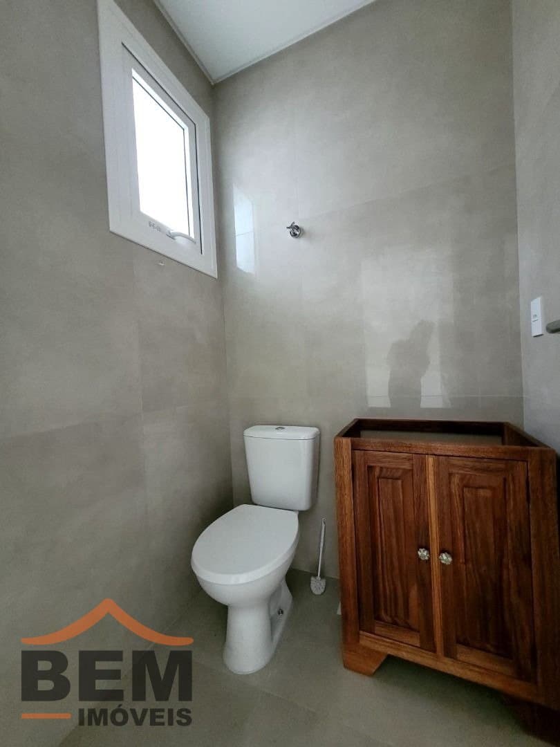 Sala Comercial para Locação com 80m² no bairro Centro, em Itajaí