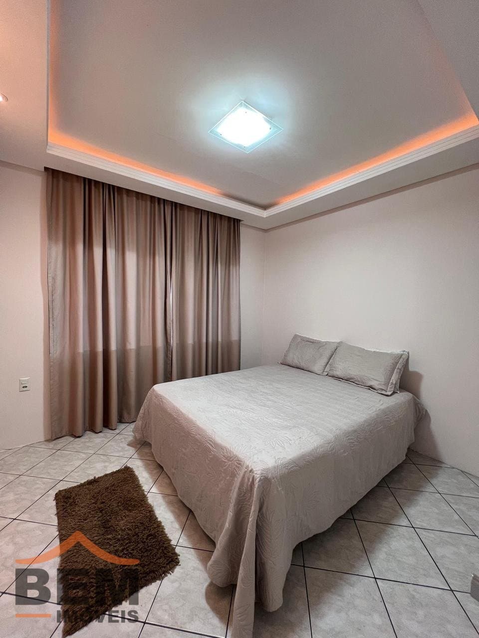 Casa para Venda com 5 quartos e 200m² no bairro São Vicente, em Itajaí