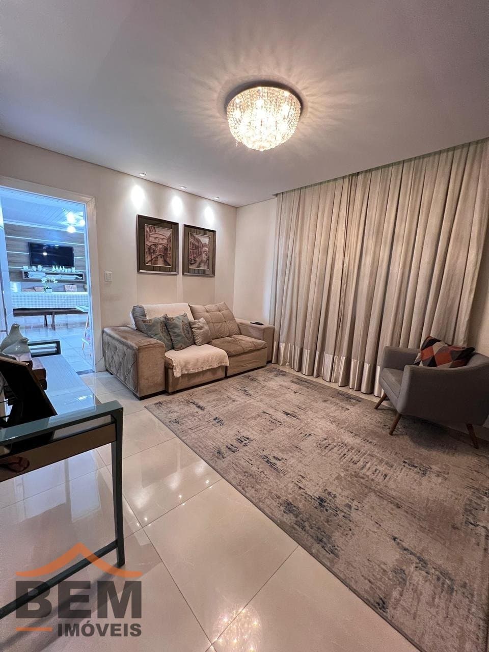 Casa para Venda com 5 quartos e 200m² no bairro São Vicente, em Itajaí