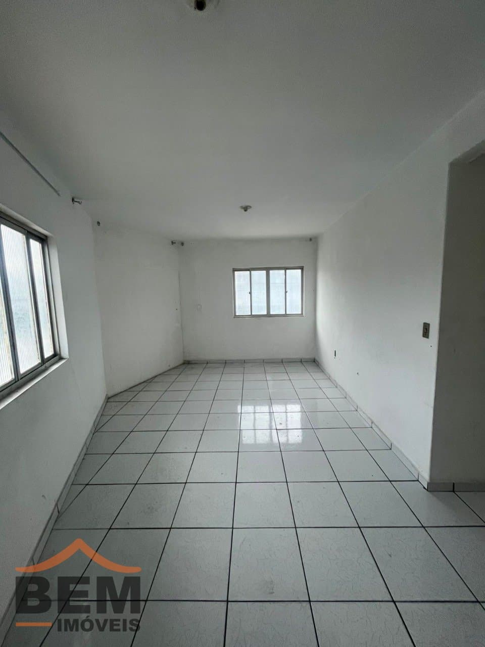 Sala Comercial para Venda com 504m² no bairro Municipios, em Balneário Camboriú