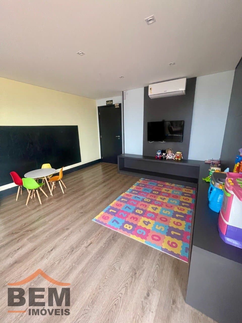 Apartamento para Venda com 2 quartos e 61m² no bairro São Francisco de Assis, em Camboriú