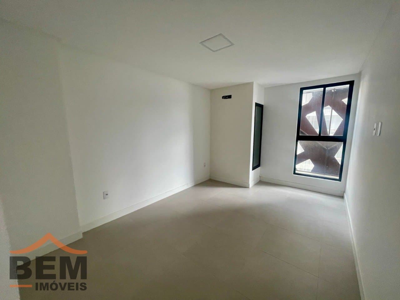 Apartamento para Venda com 2 quartos e 61m² no bairro São Francisco de Assis, em Camboriú