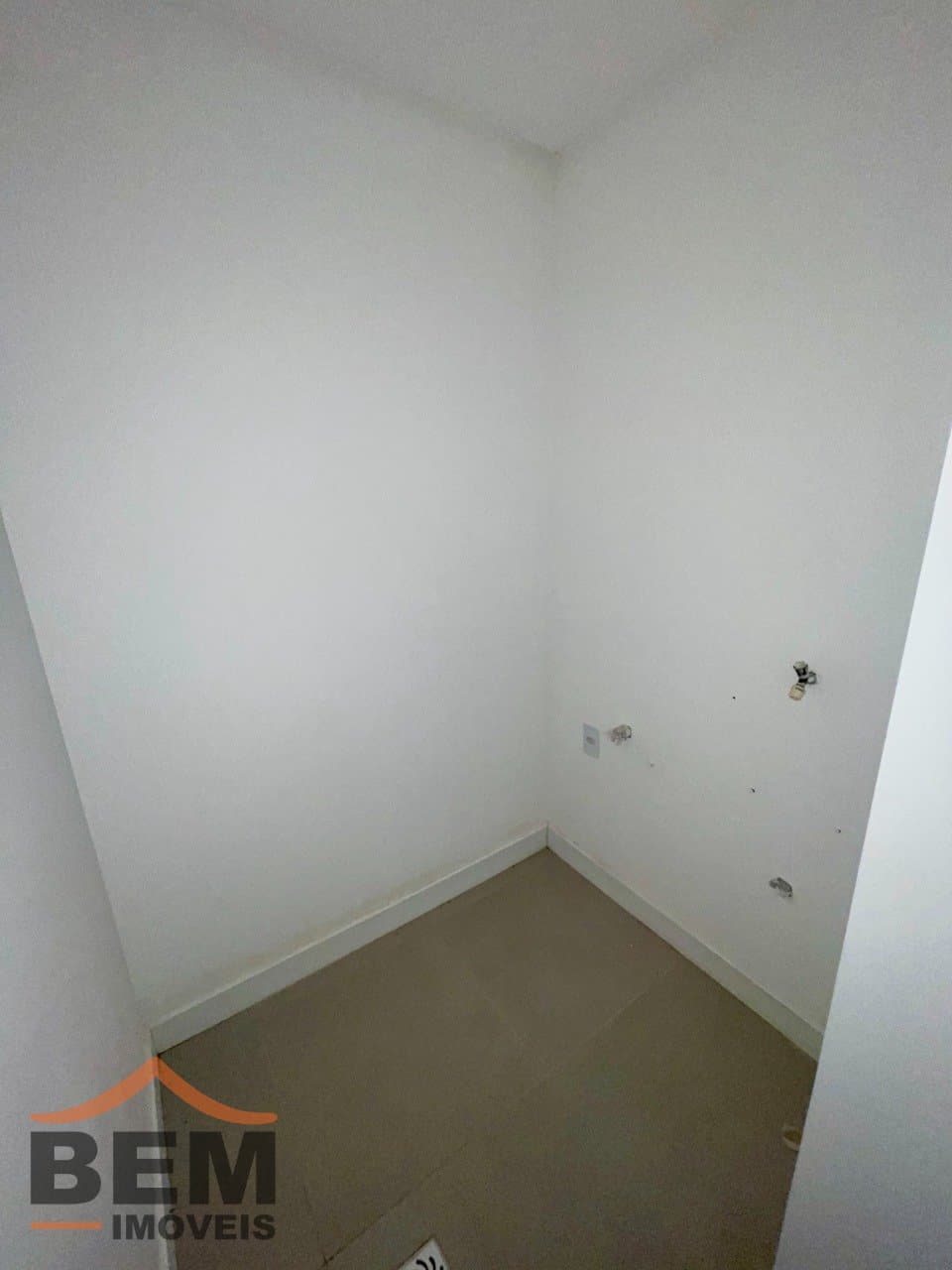 Apartamento para Venda com 2 quartos e 61m² no bairro São Francisco de Assis, em Camboriú