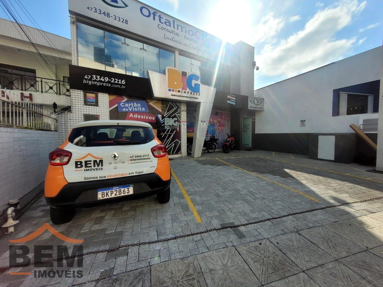 Sala Comercial para Locação com 100m² no bairro Centro, em Itajaí