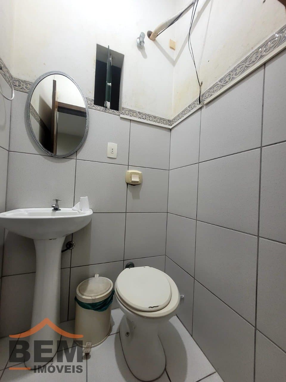 Sala Comercial para Locação com 100m² no bairro Centro, em Itajaí