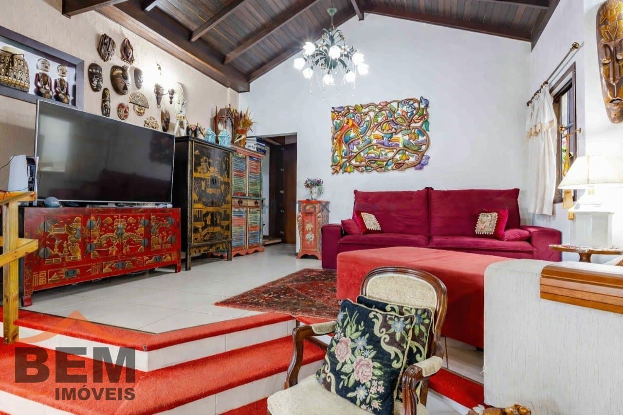 Casa para Venda com 4 quartos e 370m² no bairro Fazenda, em Itajaí