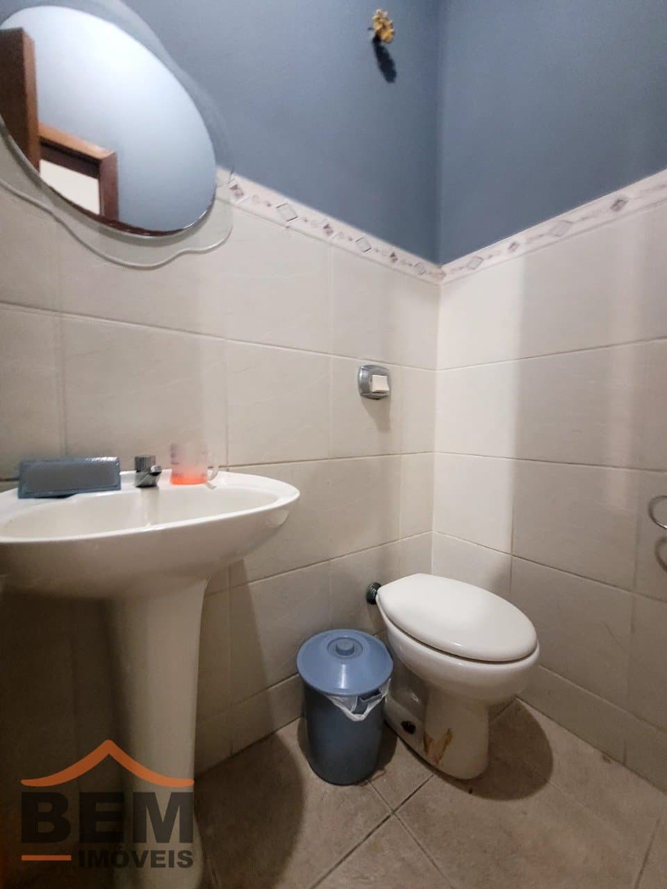 Sala Comercial para Locação com 100m² no bairro Centro, em Itajaí