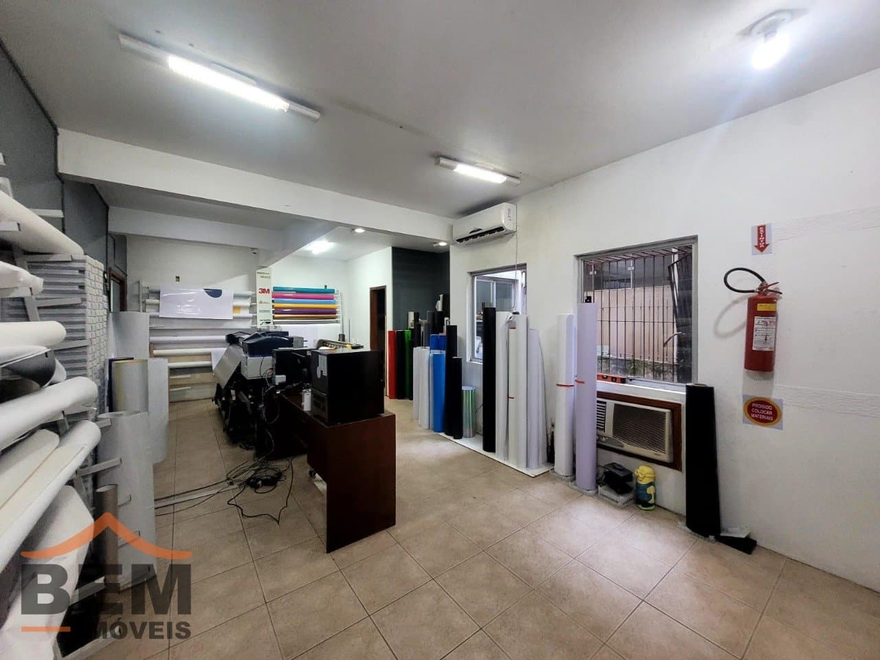 Sala Comercial para Locação com 100m² no bairro Centro, em Itajaí