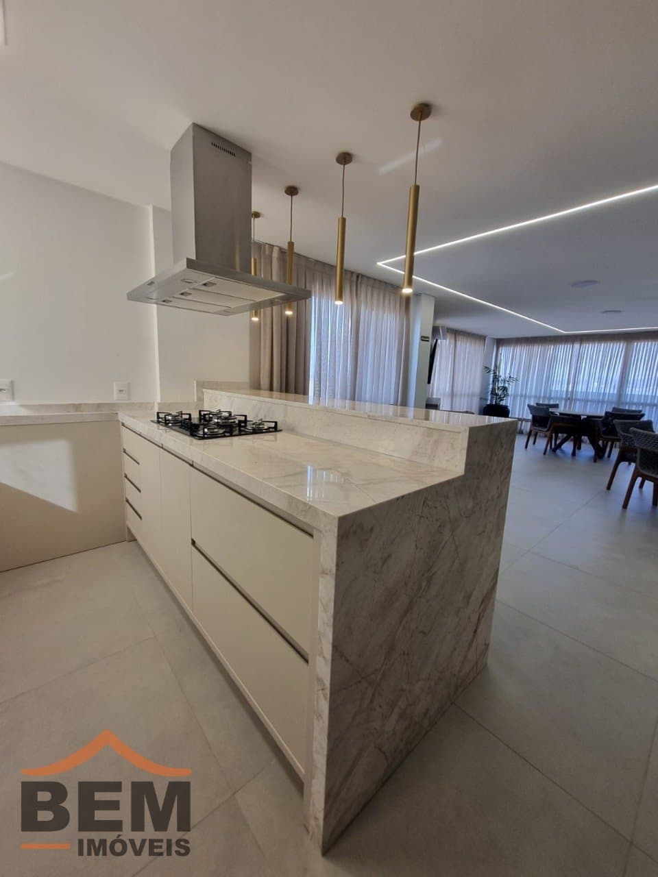 Apartamento para Venda com 2 quartos e 68m² no bairro Centro, em Navegantes
