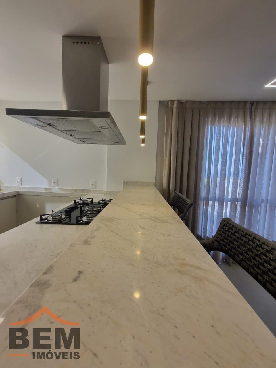 Apartamento para Venda com 2 quartos e 68m² no bairro Centro, em Navegantes