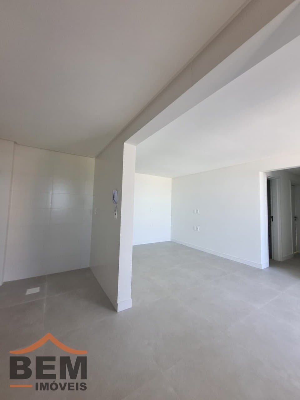 Apartamento para Venda com 2 quartos e 68m² no bairro Centro, em Navegantes