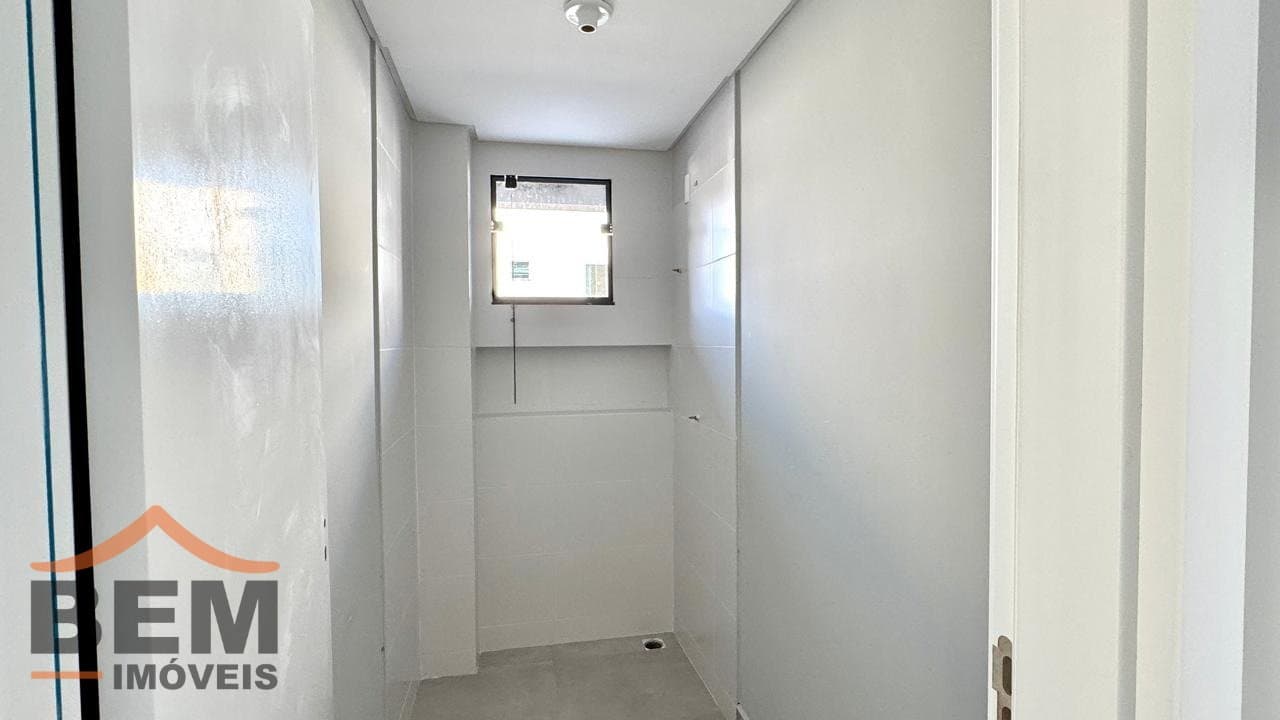 Apartamento para Venda com 2 quartos e 79m² no bairro Areias, em Camboriú