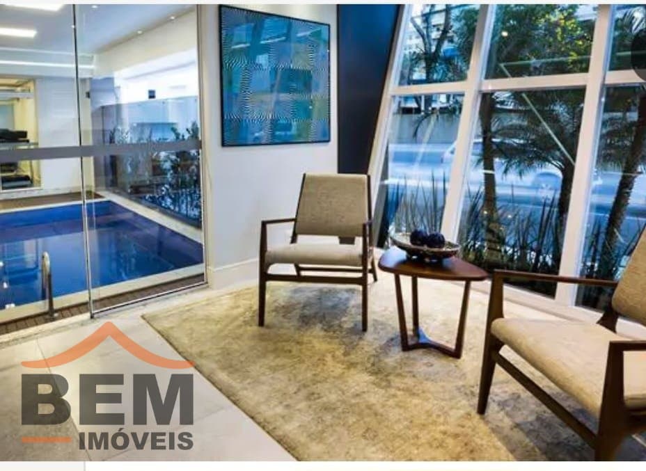 Apartamento com 2 quartos e 78m² no bairro Pioneiros, em Balneário Camboriú: 23- ÁREA DA PISCINA 