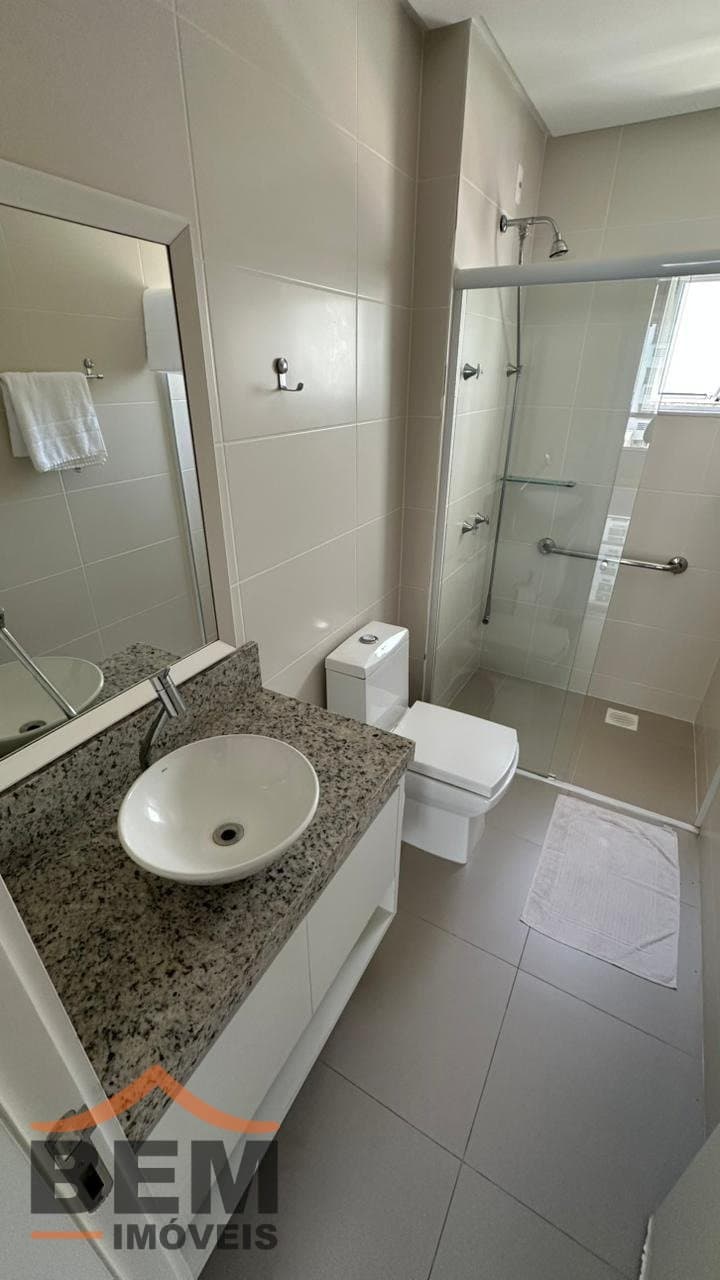 Apartamento com 2 quartos e 78m² no bairro Pioneiros, em Balneário Camboriú: 18- BANHEIRO SUÍTE 02
