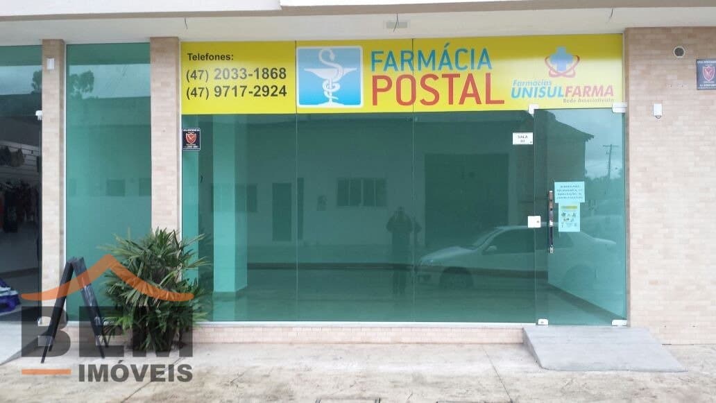 Sala Comercial para Locação com 51m² no bairro Municípios, em Balneário Camboriú: 01- FACHADA 