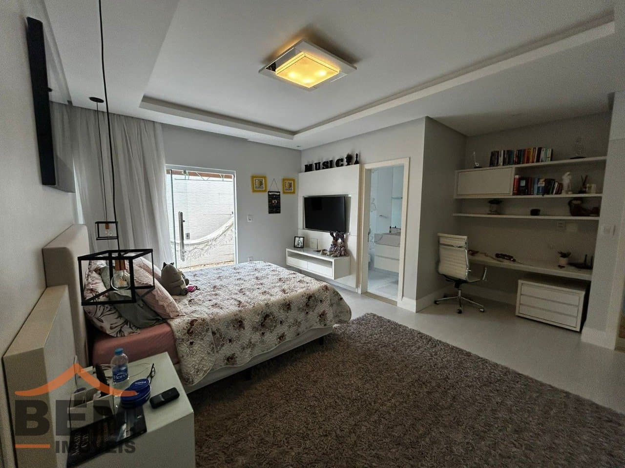 Casa para Venda com 4 quartos e 450m² no bairro Itaipava, em Itajaí