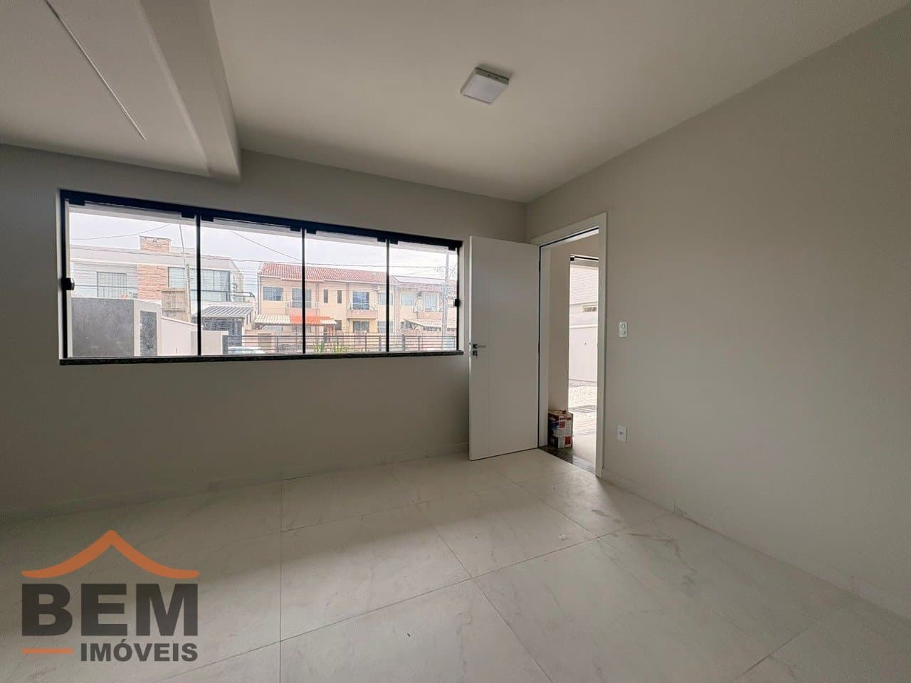 Apartamento para Locação com 2 quartos e 60m² no bairro Portal 2, em Itajaí