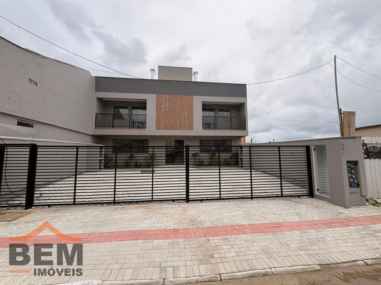 Apartamento para Locação com 2 quartos e 60m² no bairro Portal 2, em Itajaí