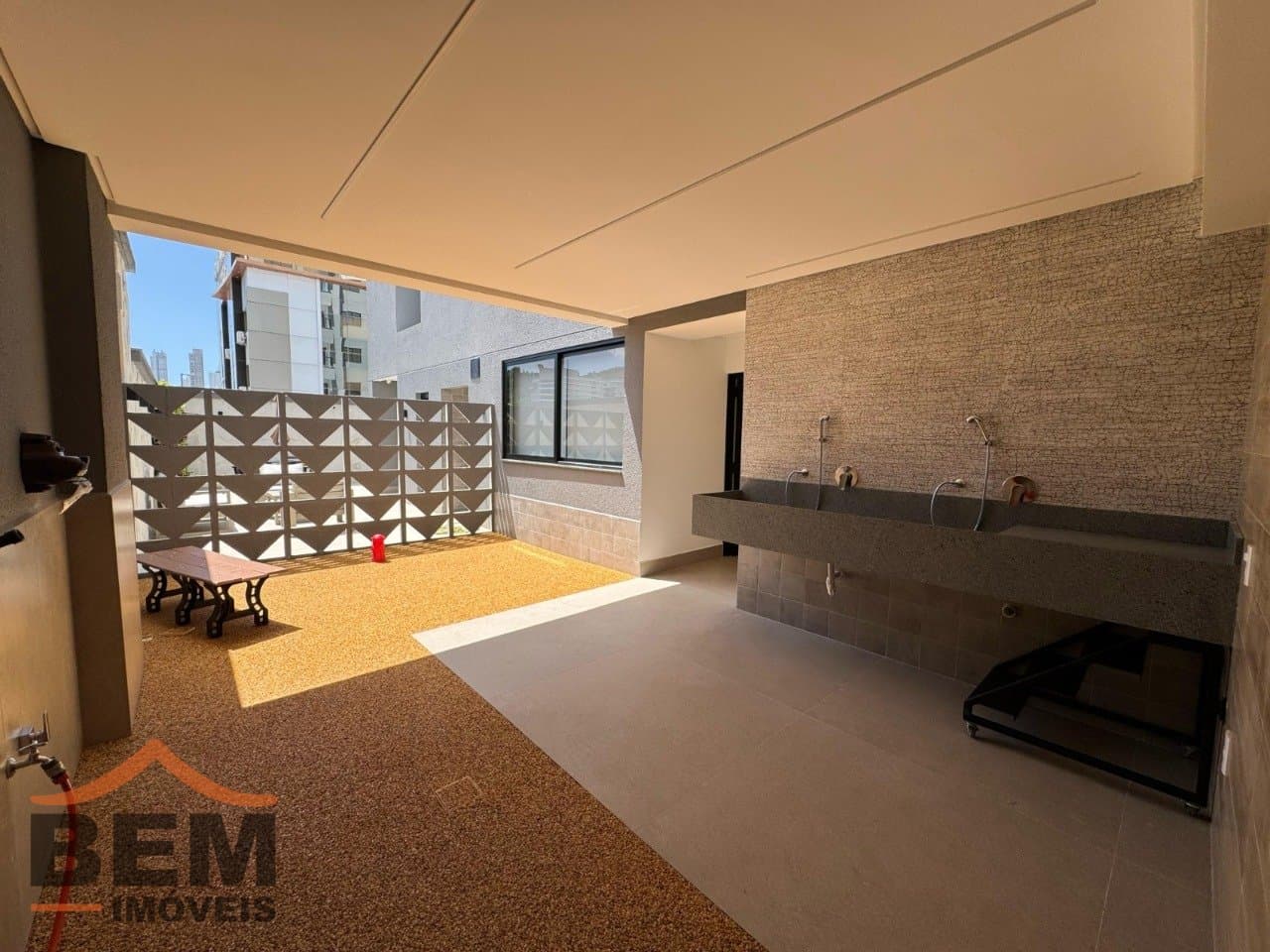 Apartamento para Venda com 2 quartos no bairro Estados, em Balneário Camboriú