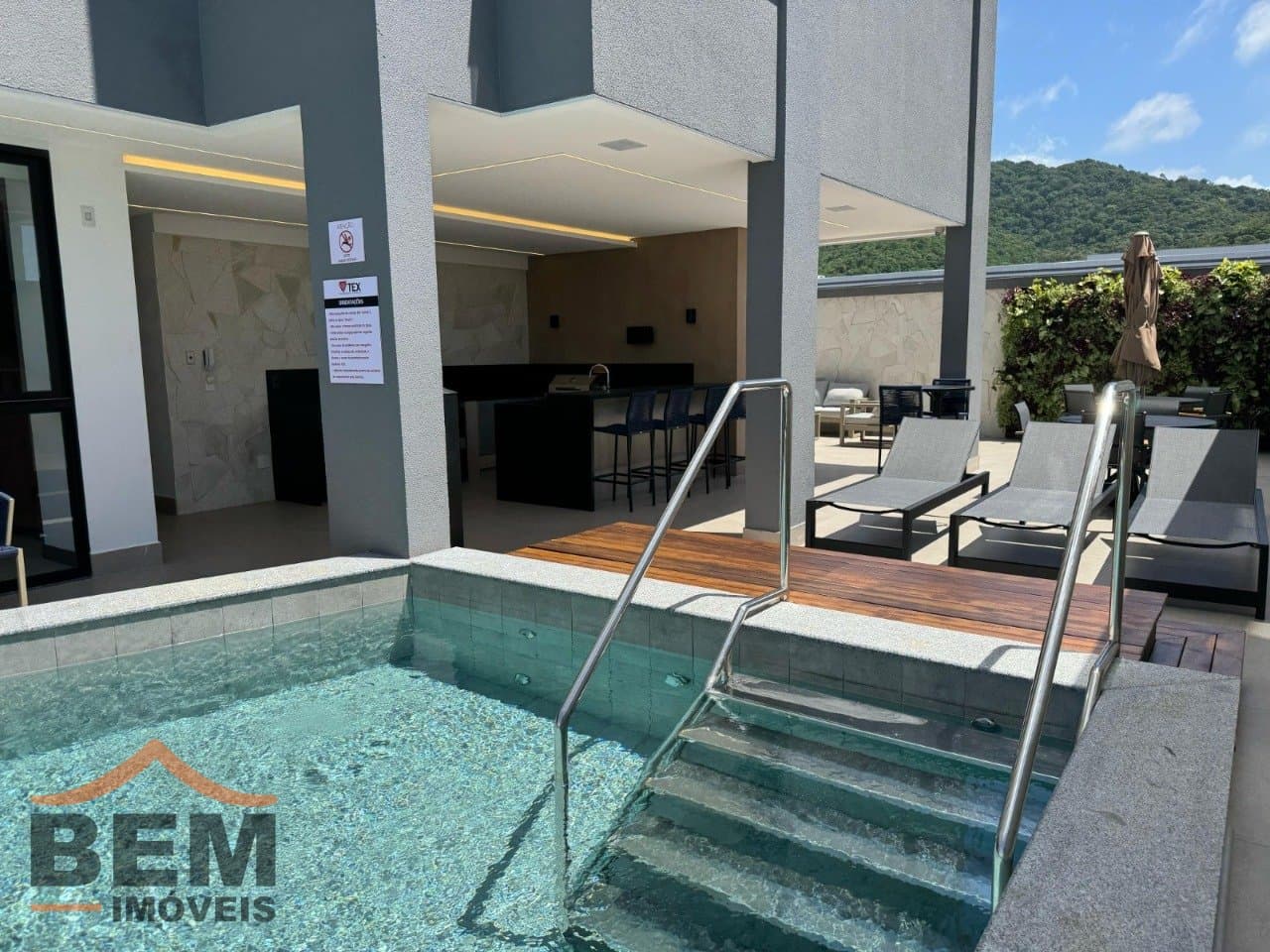 Apartamento para Venda com 2 quartos no bairro Estados, em Balneário Camboriú