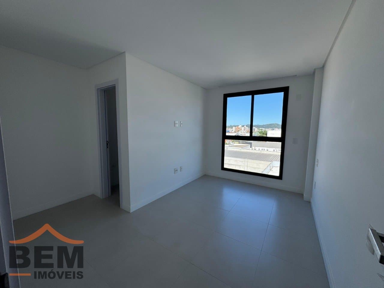 Apartamento para Venda com 2 quartos no bairro Estados, em Balneário Camboriú