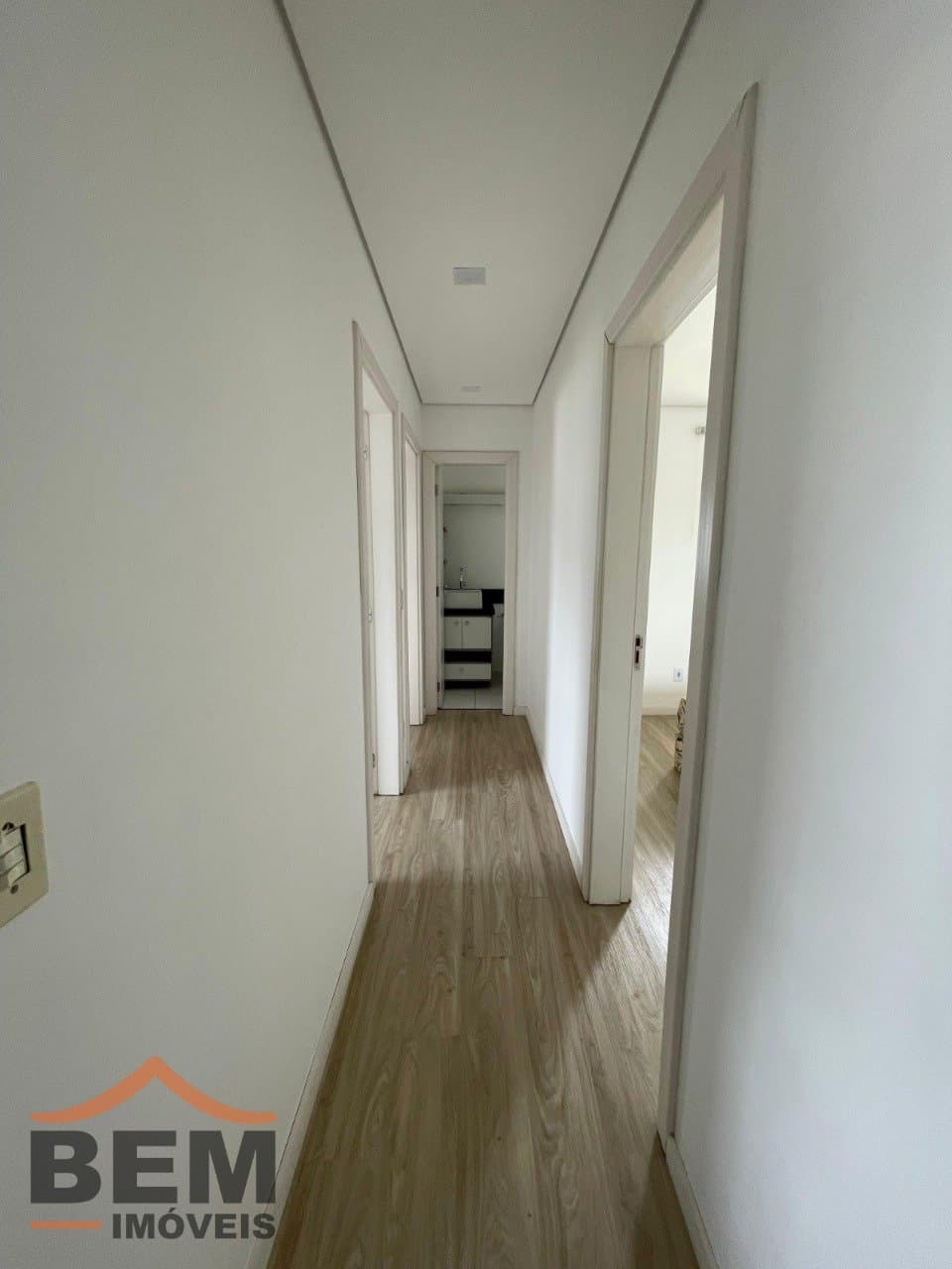 Apartamento para Venda com 3 quartos e 78m² no bairro Tabuleiro, em Camboriú