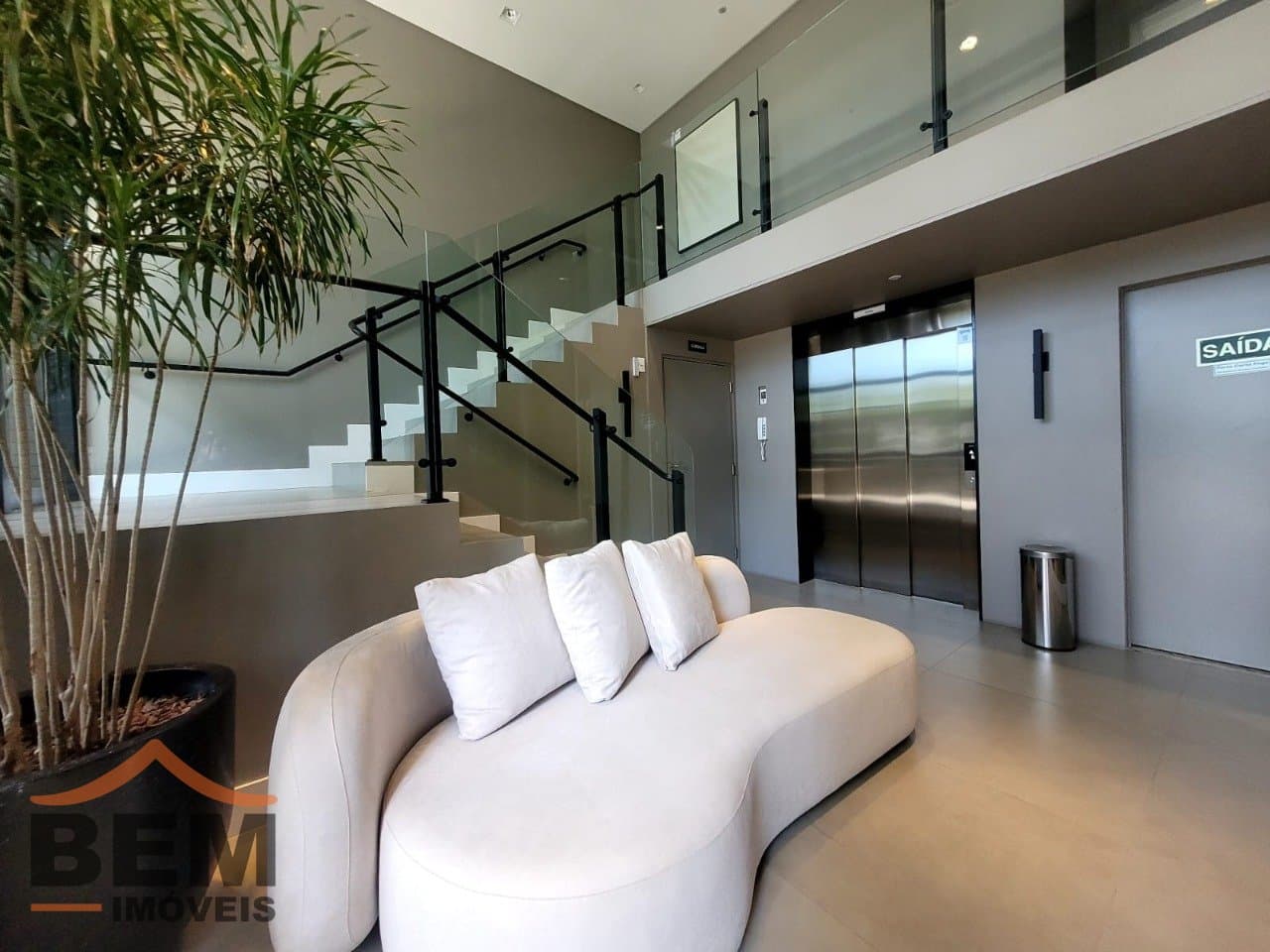 Apartamento para Locação com 3 quartos e 110m² no bairro Praia Brava, em Itajaí