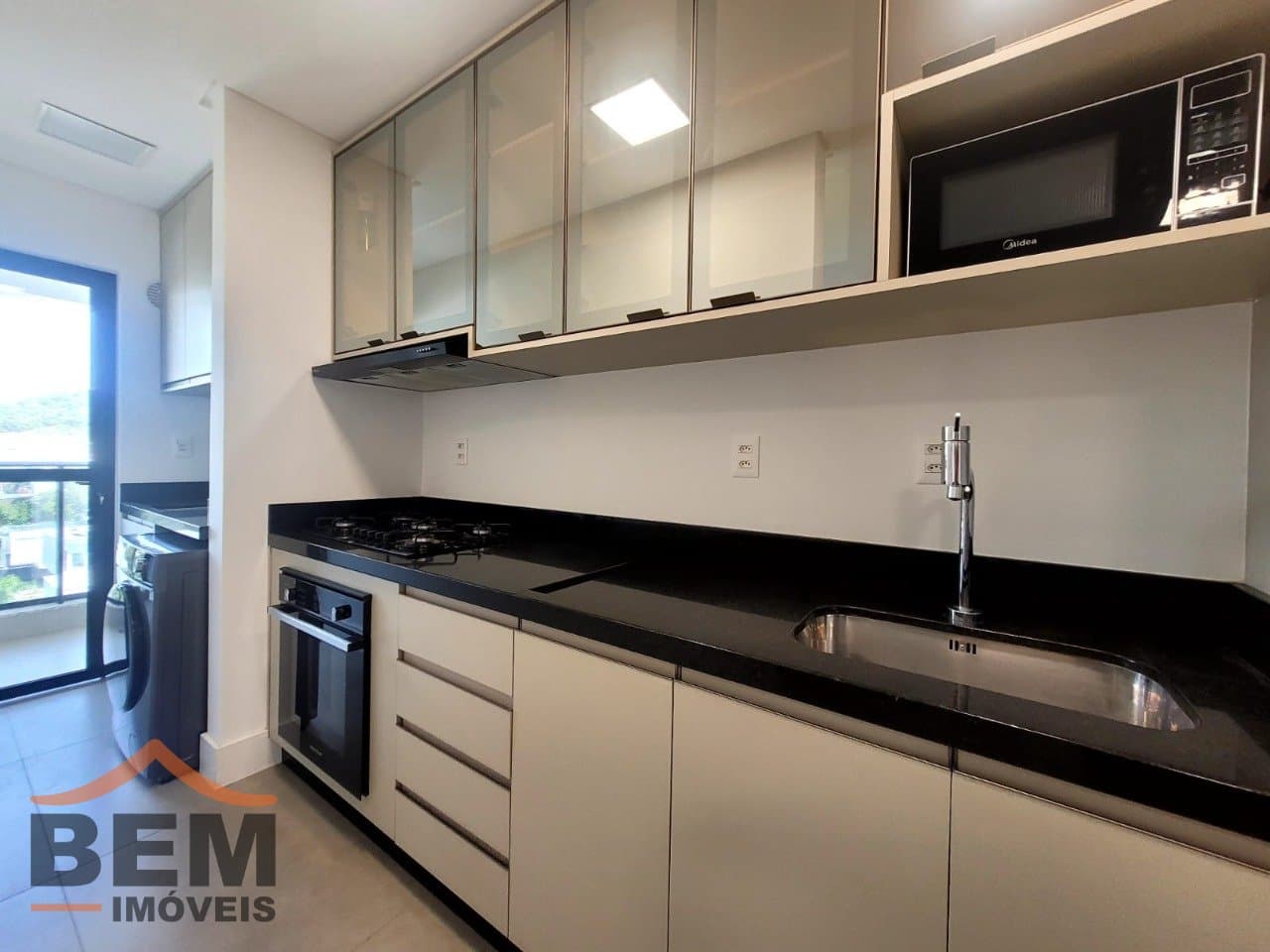 Apartamento para Locação com 3 quartos e 110m² no bairro Praia Brava, em Itajaí