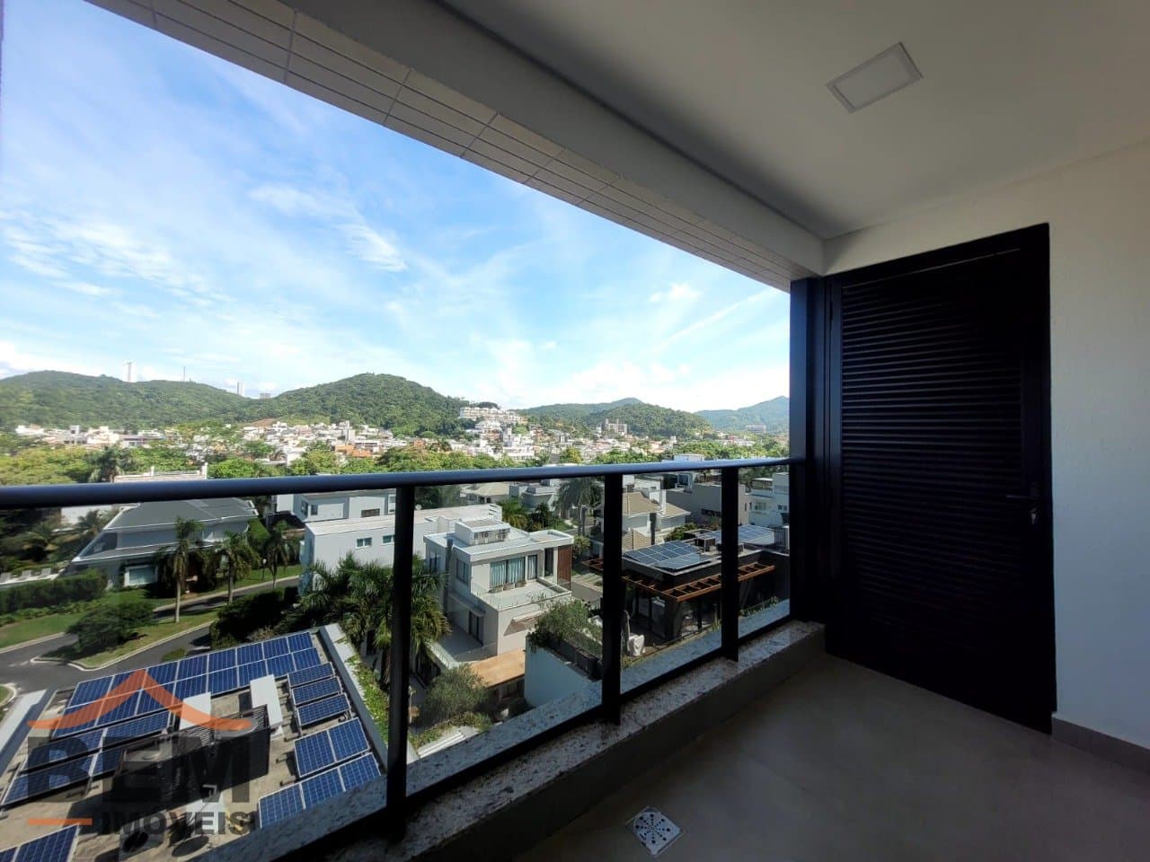 Apartamento para Locação com 3 quartos e 110m² no bairro Praia Brava, em Itajaí