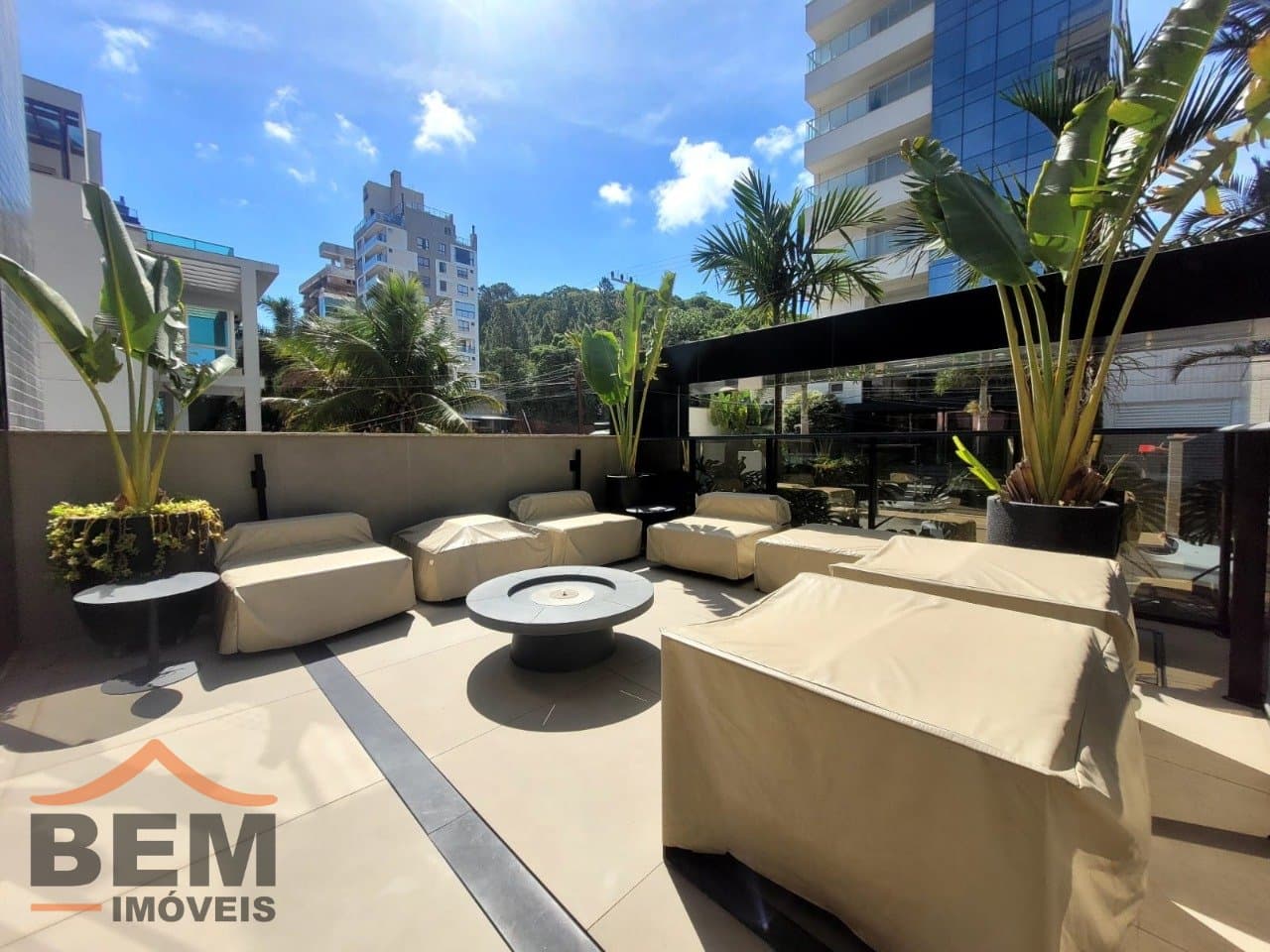 Apartamento para Locação com 3 quartos e 110m² no bairro Praia Brava, em Itajaí