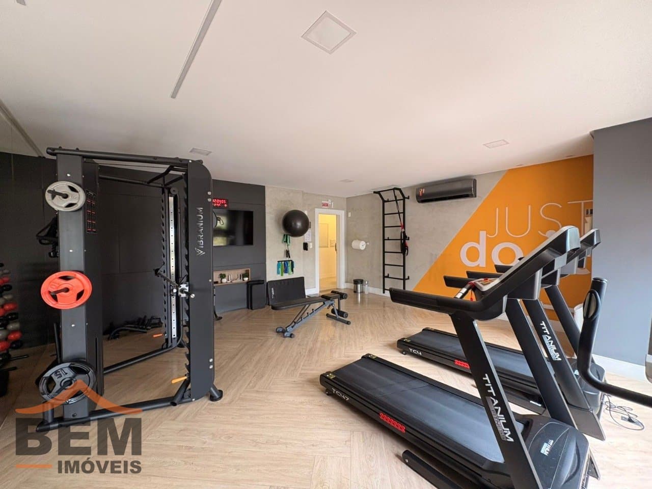 Apartamento para Venda com 2 quartos e 67m² no bairro Vila Operária, em Itajaí