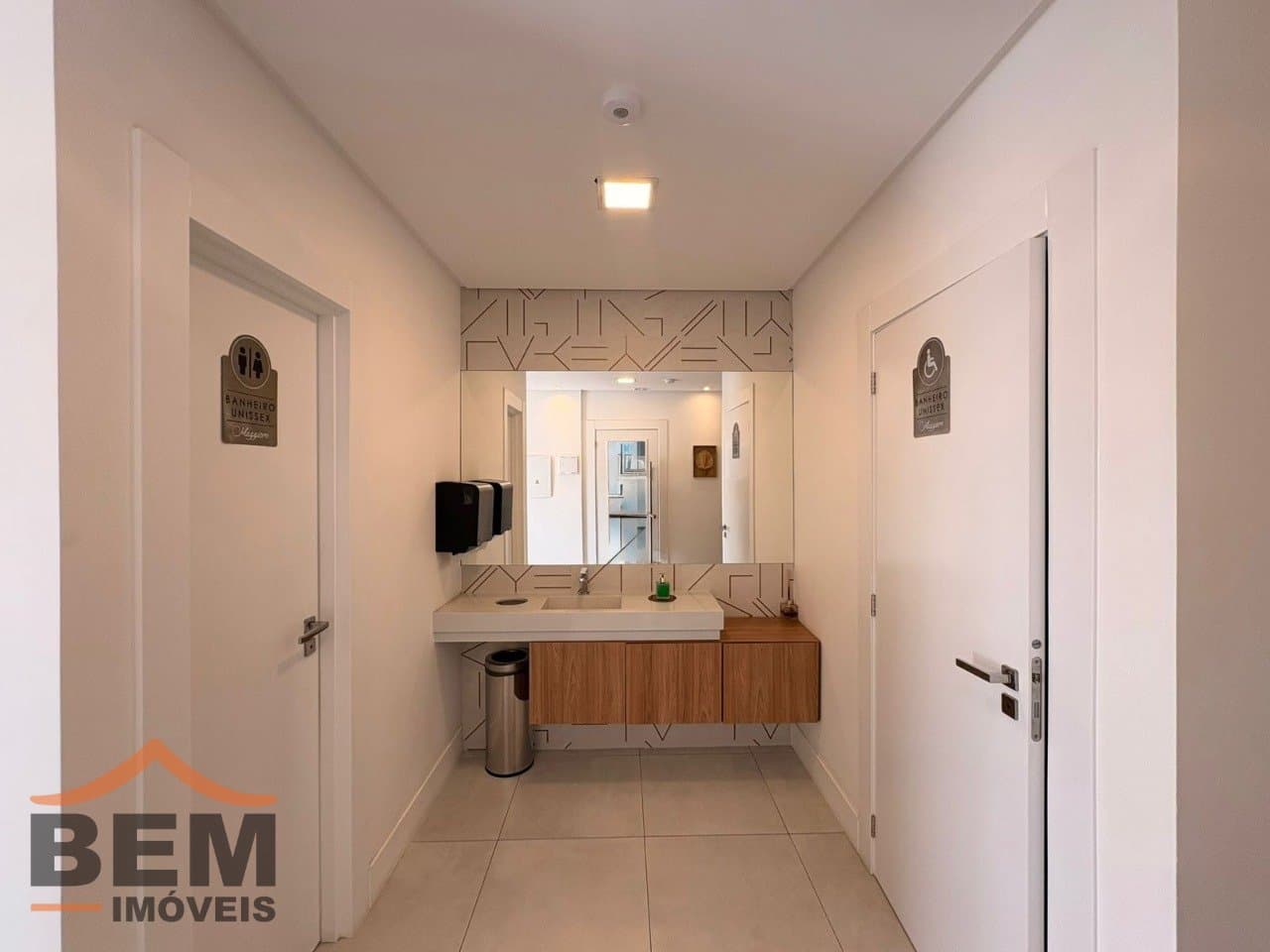 Apartamento para Venda com 2 quartos e 67m² no bairro Vila Operária, em Itajaí