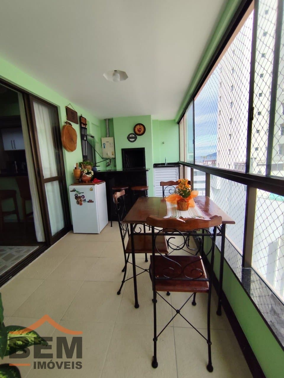Apartamento para Venda com 2 quartos e 107m² no bairro Pioneiros, em Balneário Camboriú