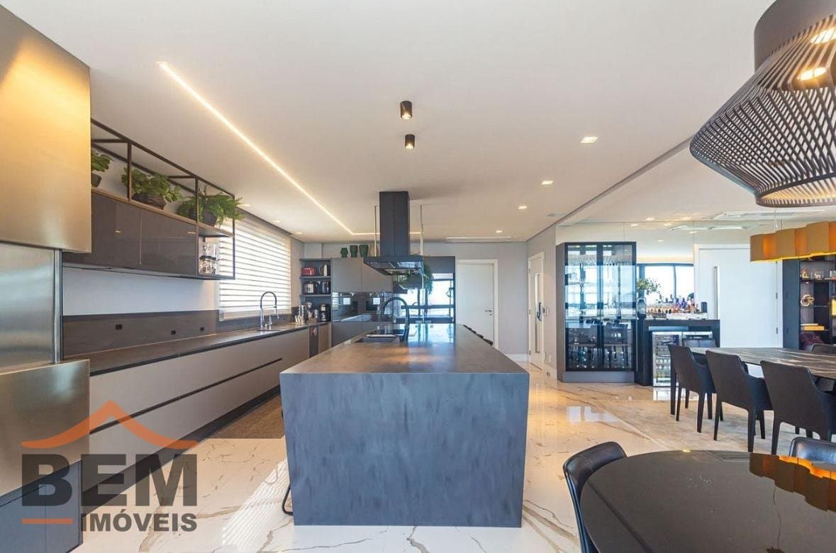 Apartamento para Venda com 4 quartos e 322m² no bairro Fazenda, em Itajaí