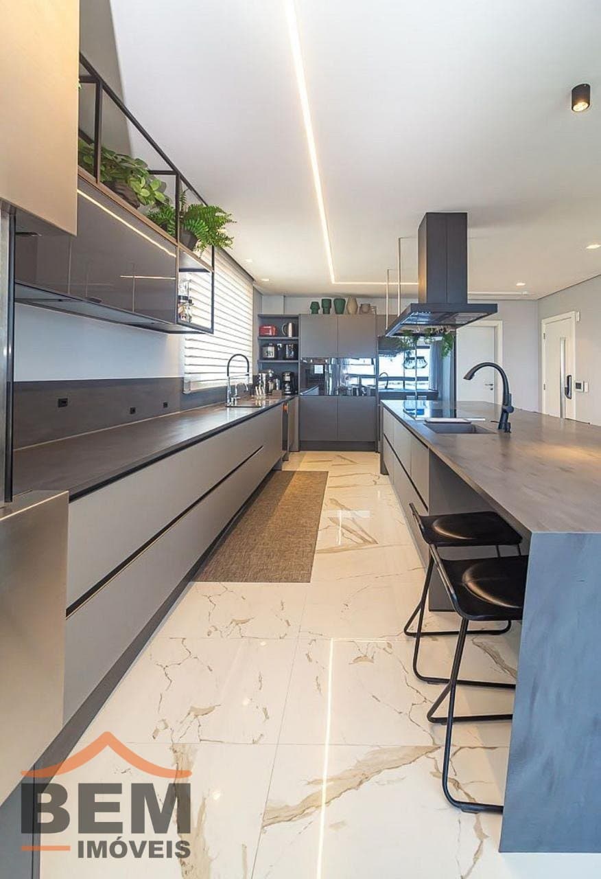 Apartamento para Venda com 4 quartos e 322m² no bairro Fazenda, em Itajaí