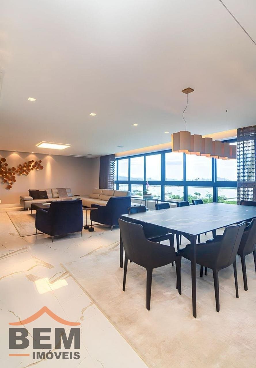 Apartamento para Venda com 4 quartos e 322m² no bairro Fazenda, em Itajaí