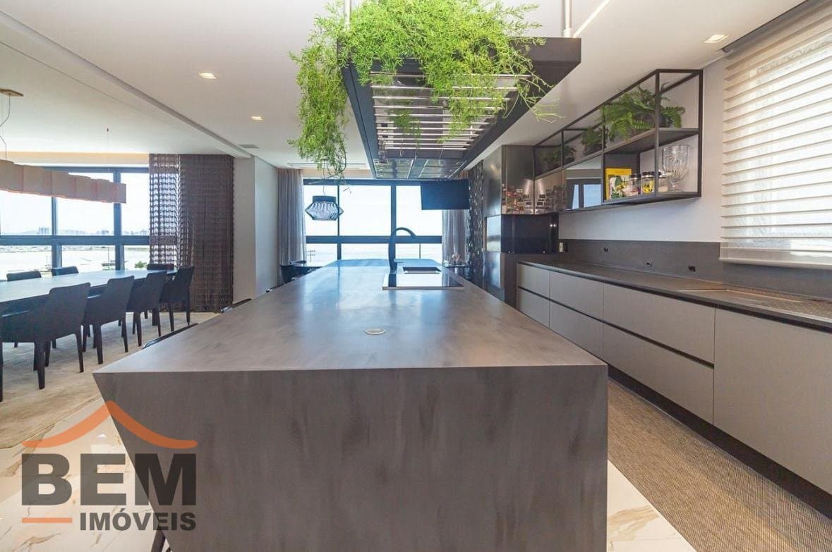 Apartamento para Venda com 4 quartos e 322m² no bairro Fazenda, em Itajaí