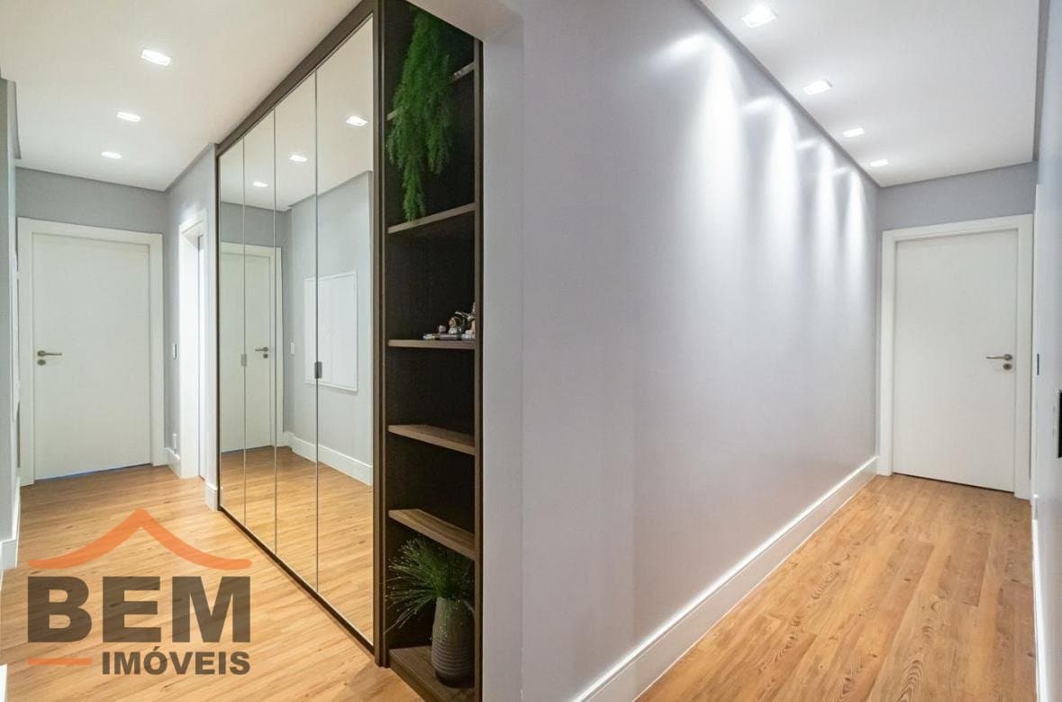 Apartamento para Venda com 4 quartos e 322m² no bairro Fazenda, em Itajaí