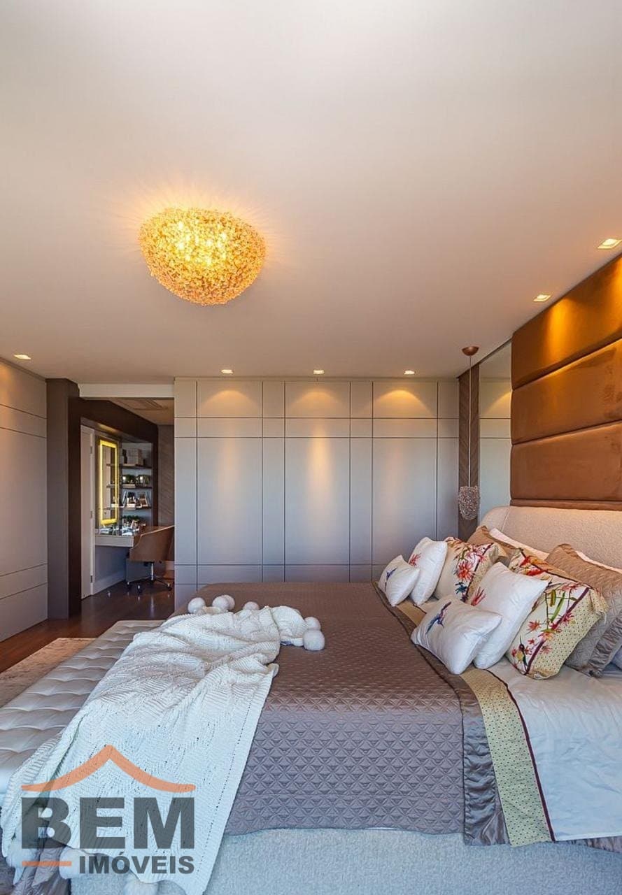 Apartamento para Venda com 4 quartos e 322m² no bairro Fazenda, em Itajaí