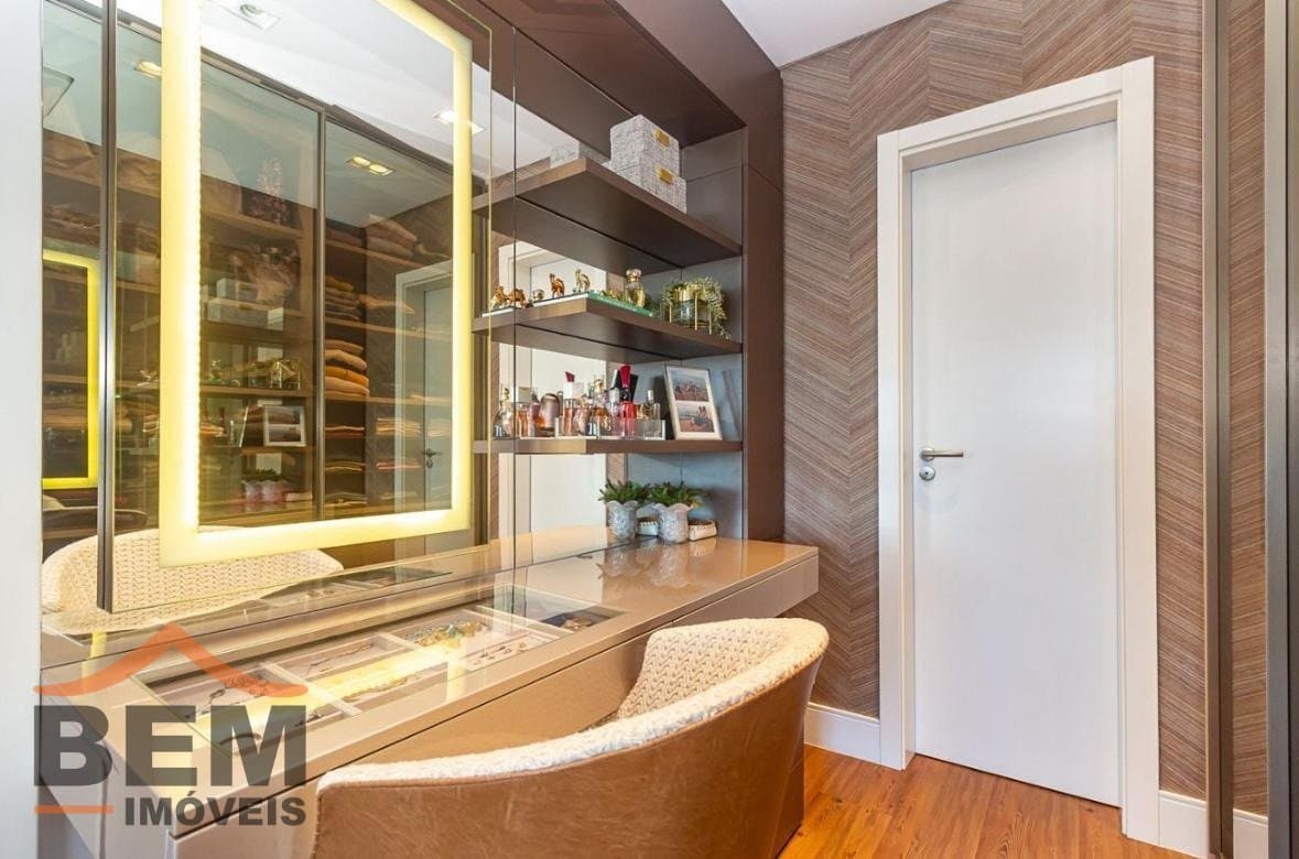 Apartamento para Venda com 4 quartos e 322m² no bairro Fazenda, em Itajaí