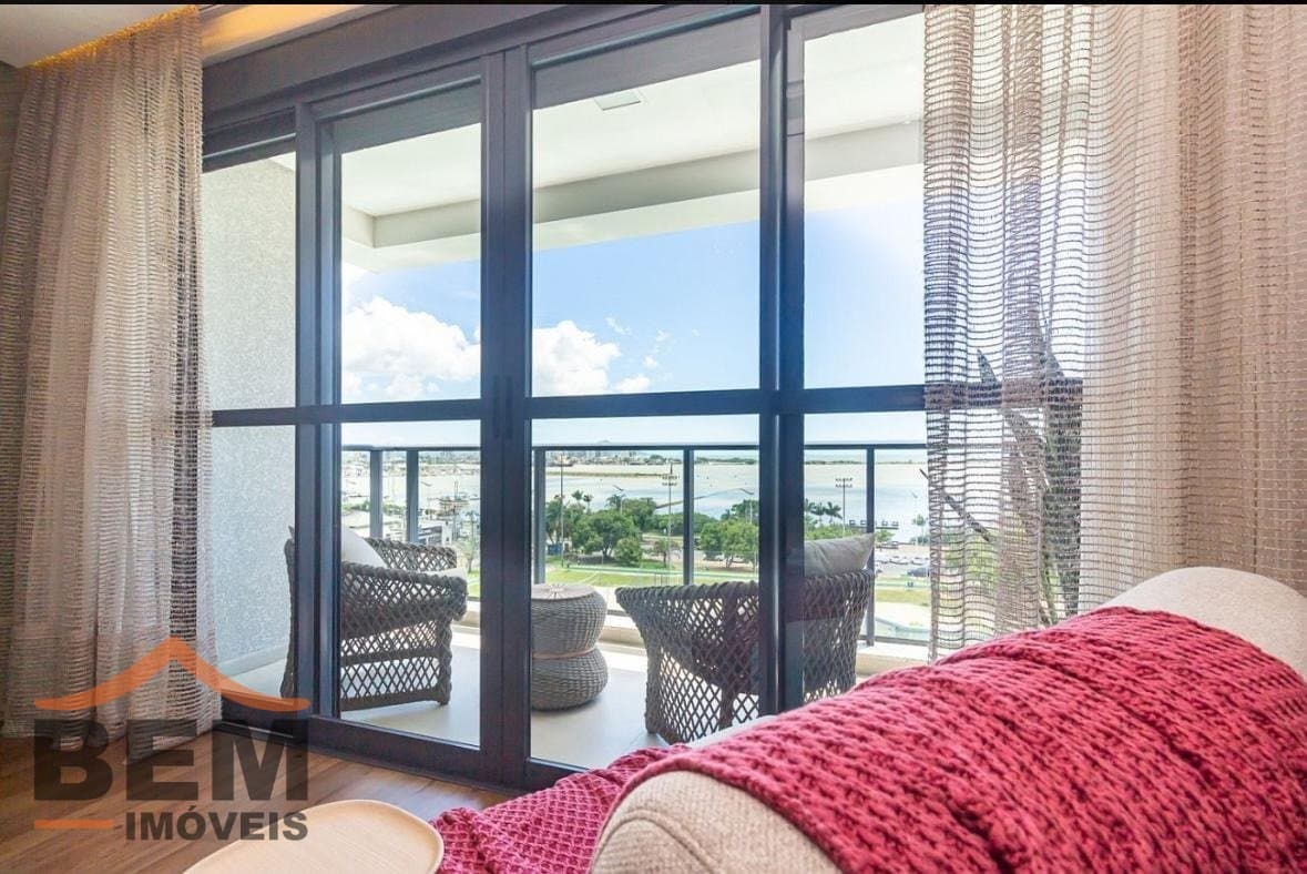 Apartamento para Venda com 4 quartos e 322m² no bairro Fazenda, em Itajaí