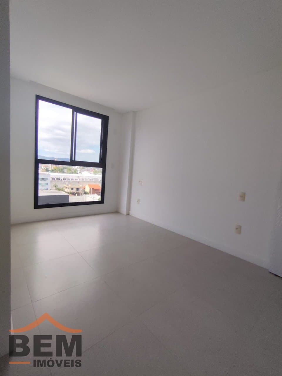 Apartamento para Venda com 2 quartos e 70m² no bairro Estados, em Balneário Camboriú