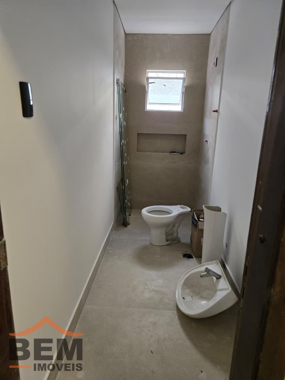 Apartamento para Locação com 1 quarto e 40m² no bairro Nações, em Balneário Camboriú: 05- BANHEIRO 