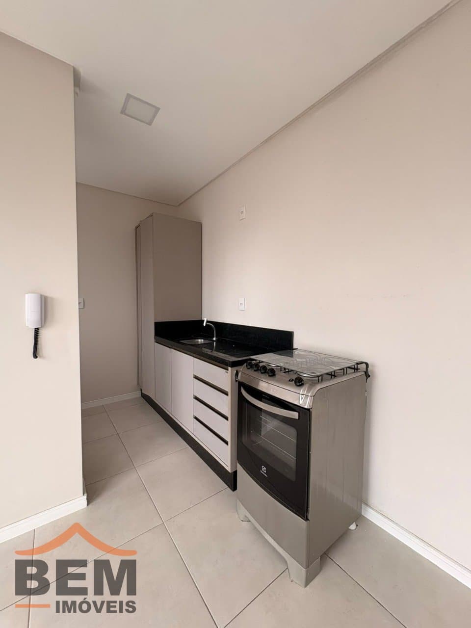 Apartamento para Locação com 1 quarto e 50m² no bairro Fazenda, em Itajaí