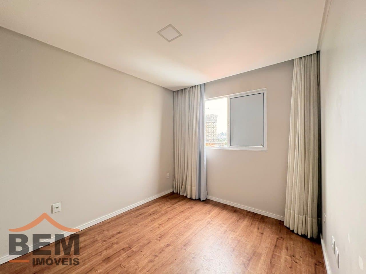 Apartamento para Locação com 1 quarto e 50m² no bairro Fazenda, em Itajaí