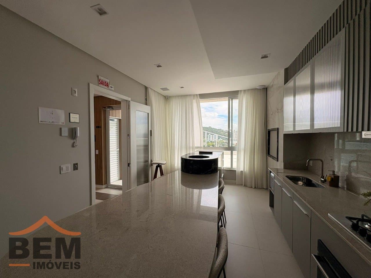 Apartamento para Locação com 2 quartos e 115m² no bairro Fazenda, em Itajaí